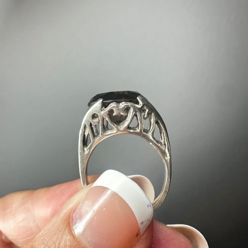 Stunning round cut smokey quartz solitaire ring in solid sterling‎ silver!